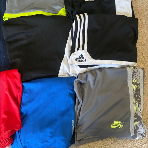 Boys Bottoms 13 Piece Lot L/XL 14-16 18-20 Pants Joggers Shorts Athletic Casual - Picture 5 of 15